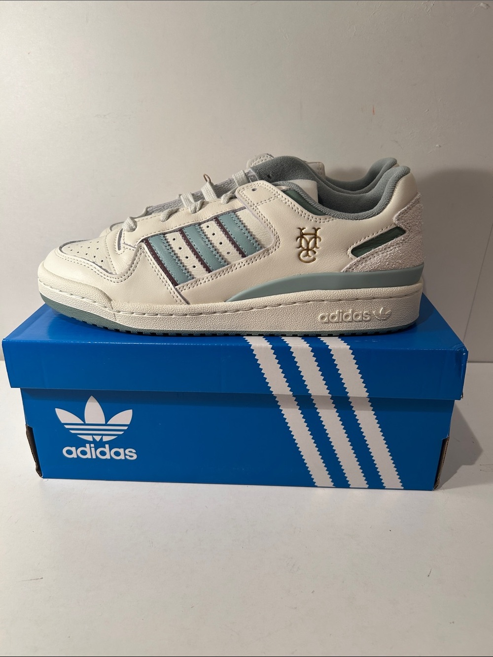 Adidas Forum Low Hoops NYC
